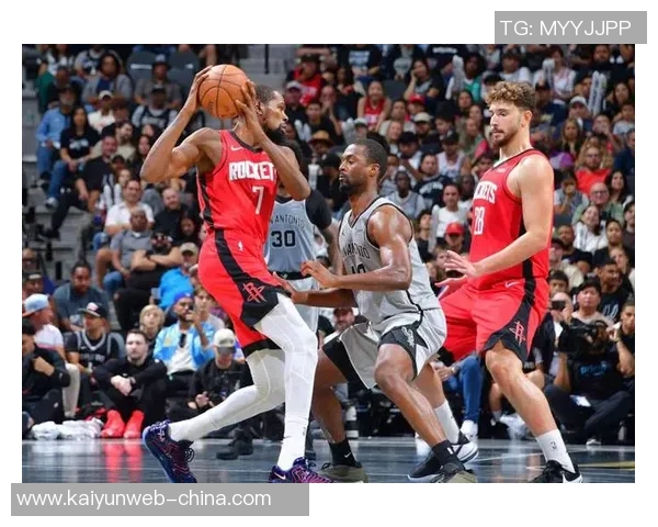 2003年NBA东部决赛活塞与网队的激烈对决回顾与分析